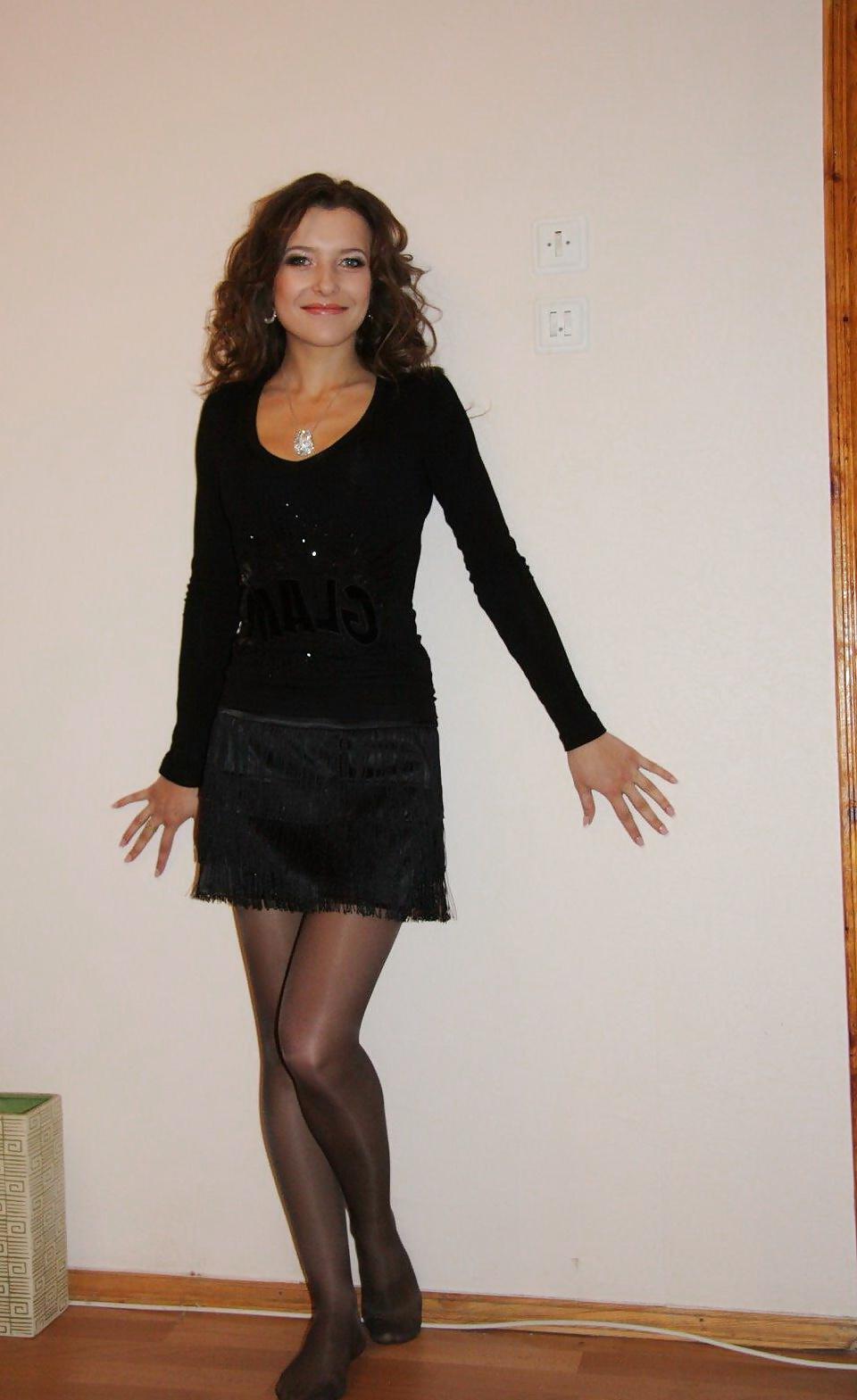 25P Nylon upskirt 42