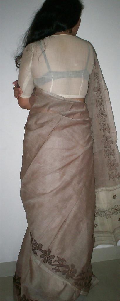 22P Wife in Saree