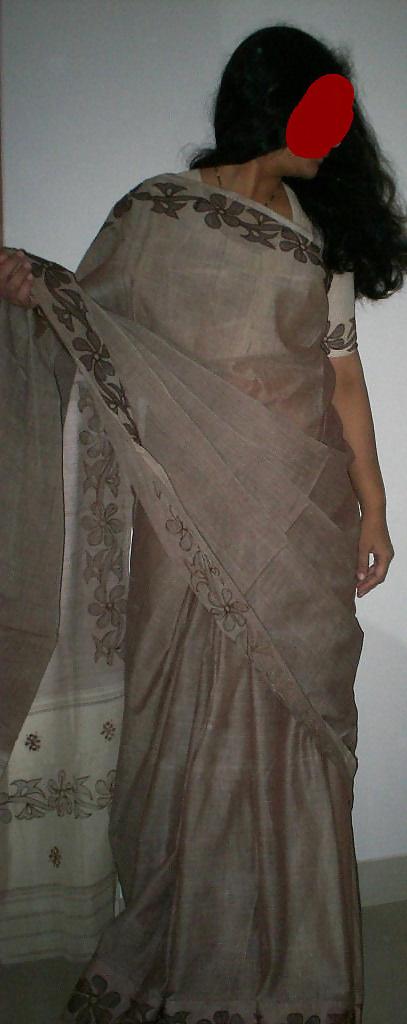 22P Wife in Saree