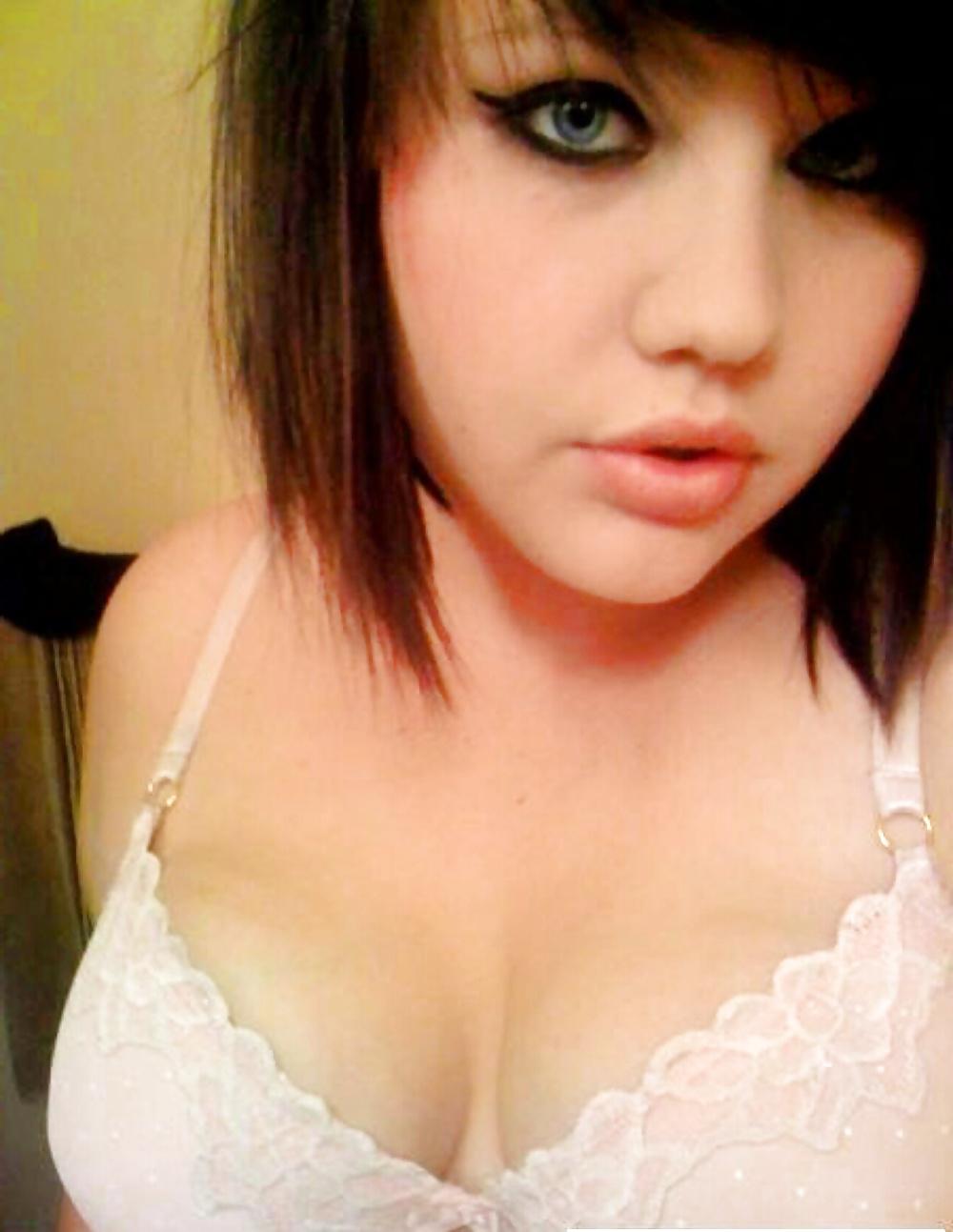 23P Gail Busty Teen Wank Slut