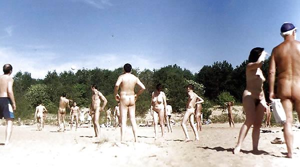 25P Nudist found in net