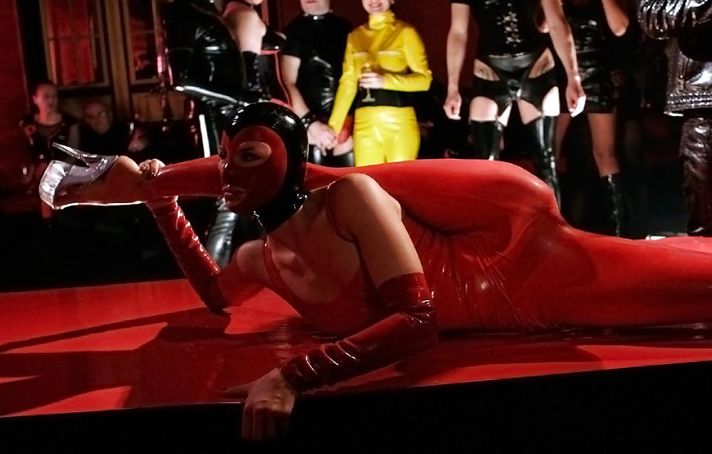 25P For lovers of latex