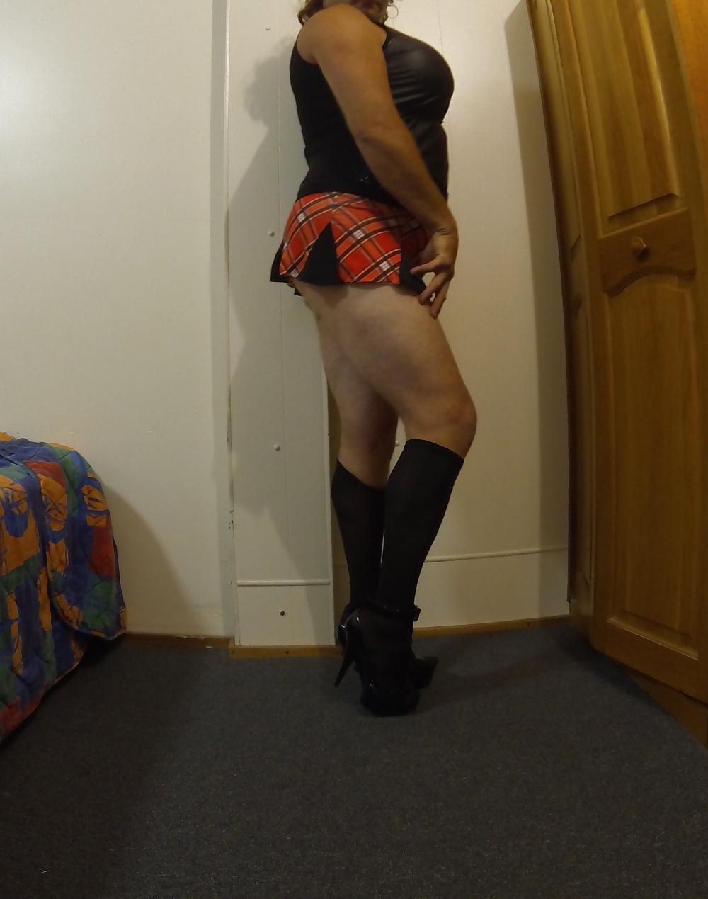 10P Big Tits CD Roxxi in plaid skirt platforms and latex top
