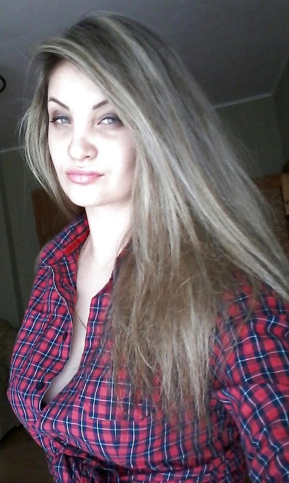 15P Julia, russian teen girl (18+)