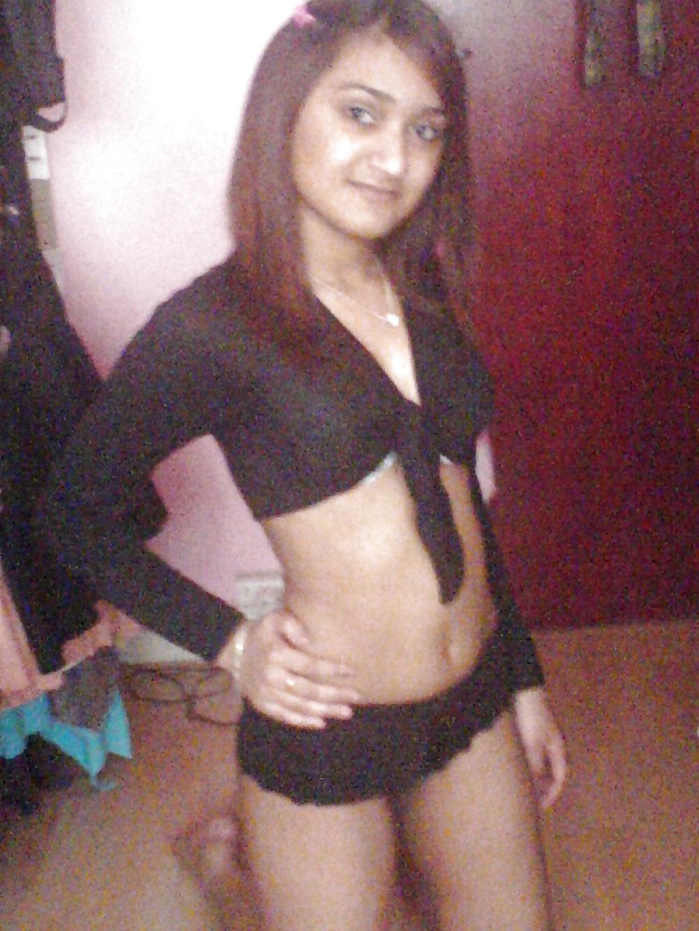 25P Sexy indian girls naked unseen