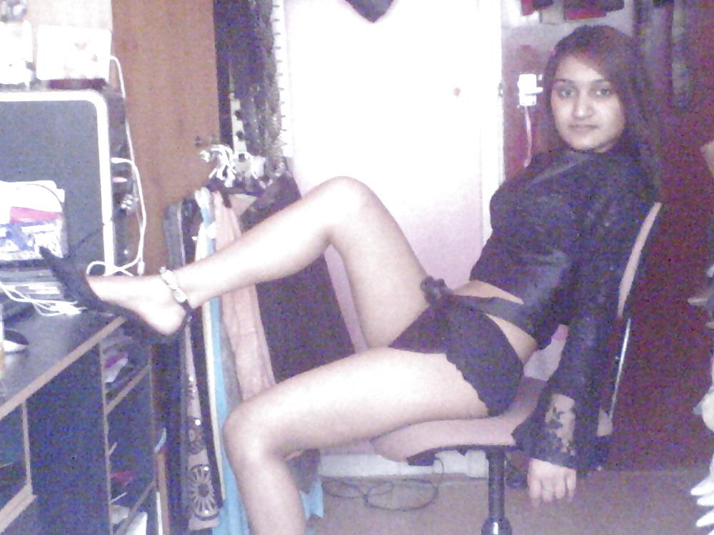 25P Sexy indian girls naked unseen