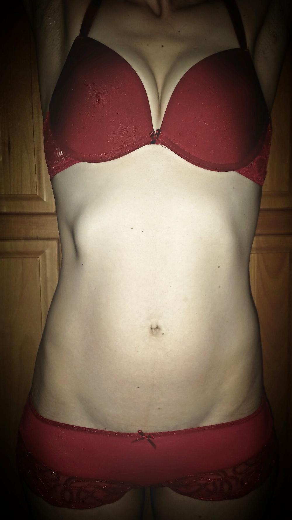 18P Wife in red
