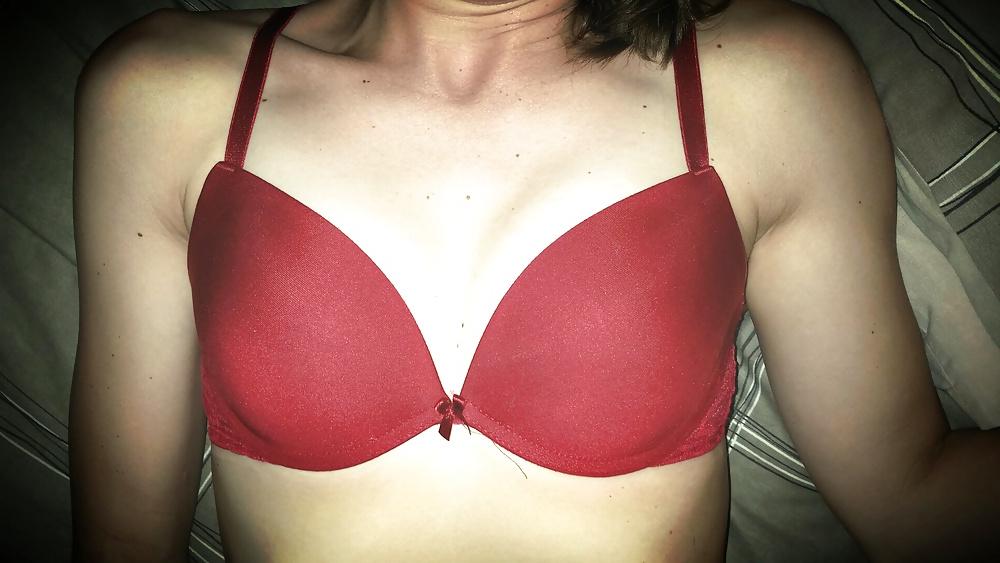 18P Wife in red