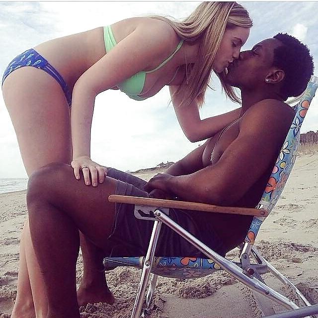 25P White Girls on Interracial Vacation