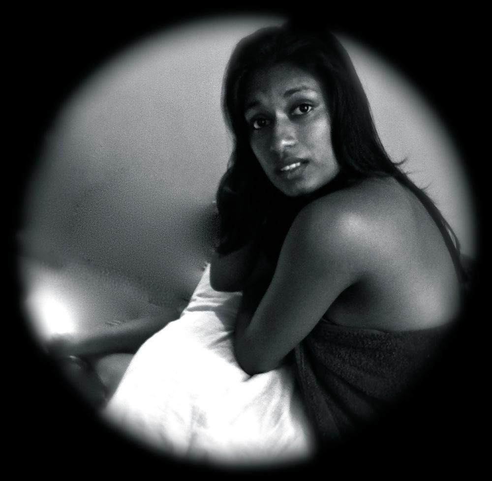 7P Lanka office girls