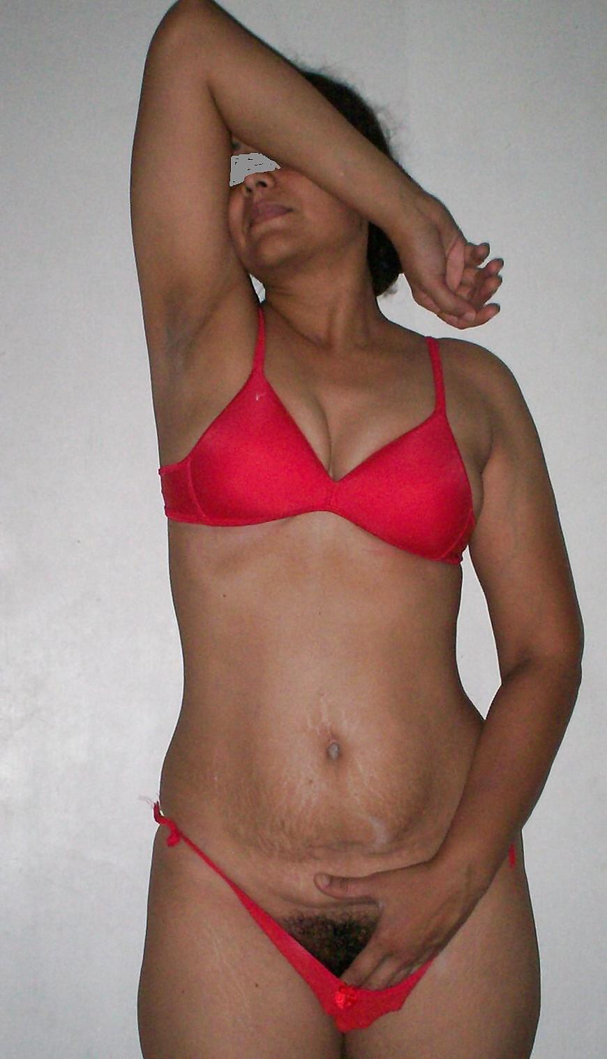 8P Wife in red