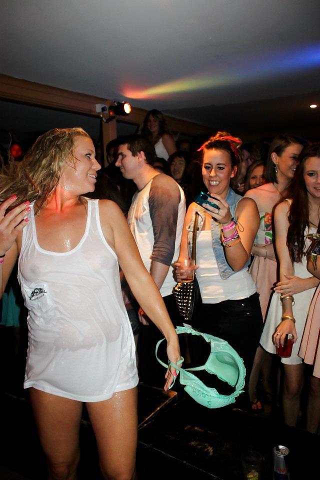 21P Wet t-shirt