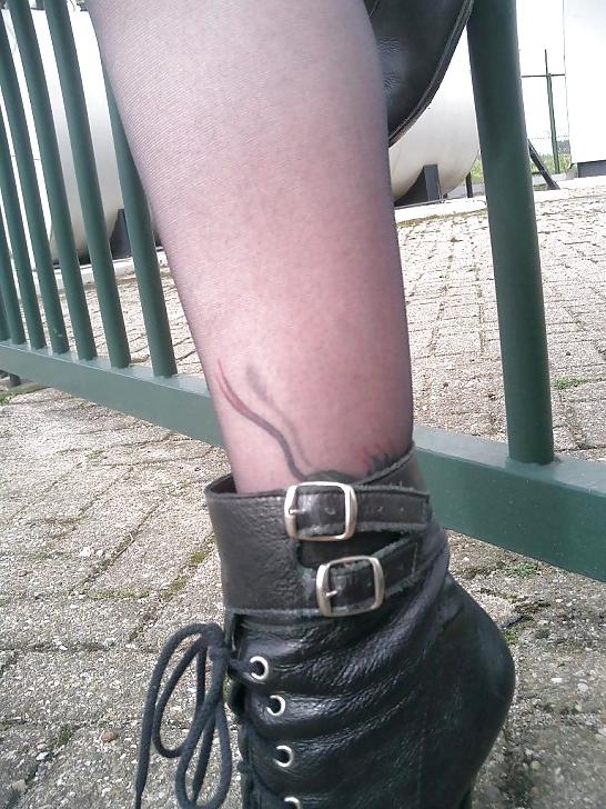 8P -----  latex heels -1