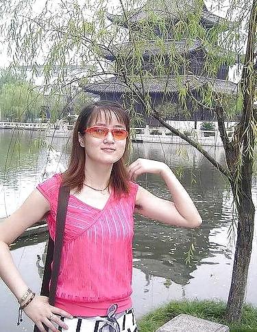 23P Asians girls showing hairy armpits