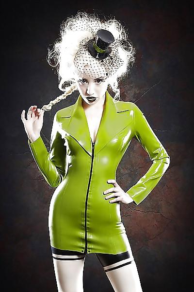 24P Green Latex
