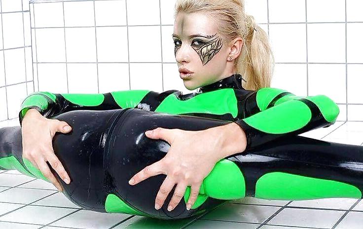 24P Green Latex