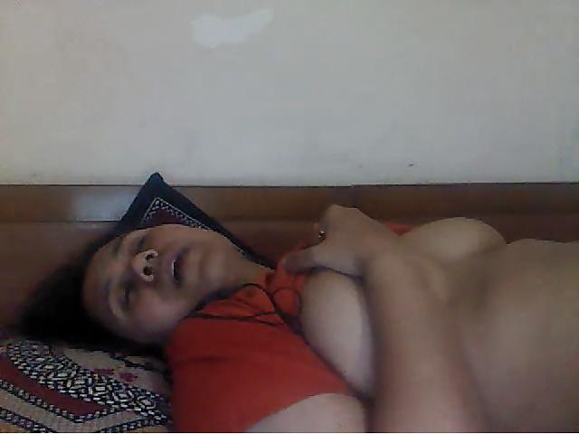 14P Indian Whore