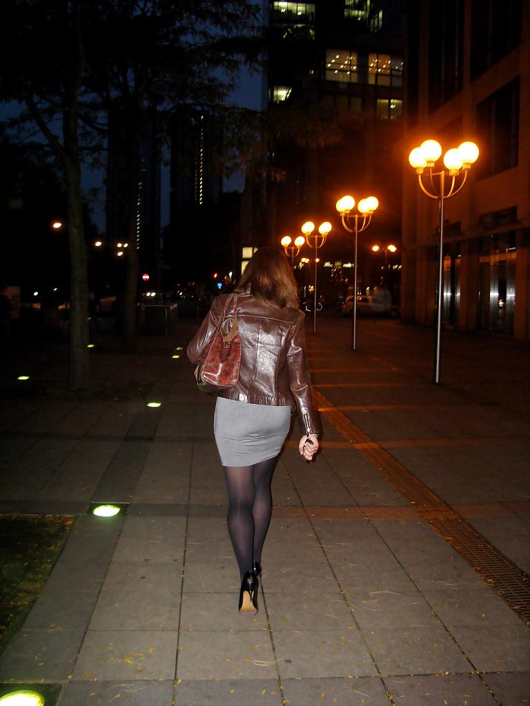25P Nylon upskirt - STREET VIEW 8