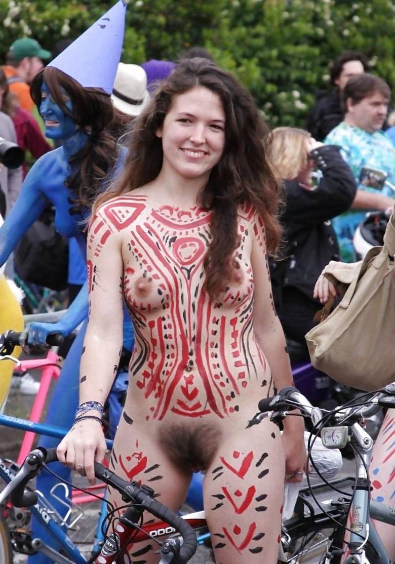 25P Hairy women 44