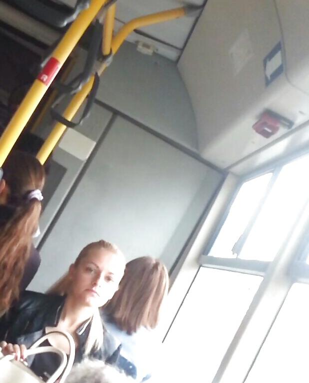 20P Spy sexy teens in bus romanian