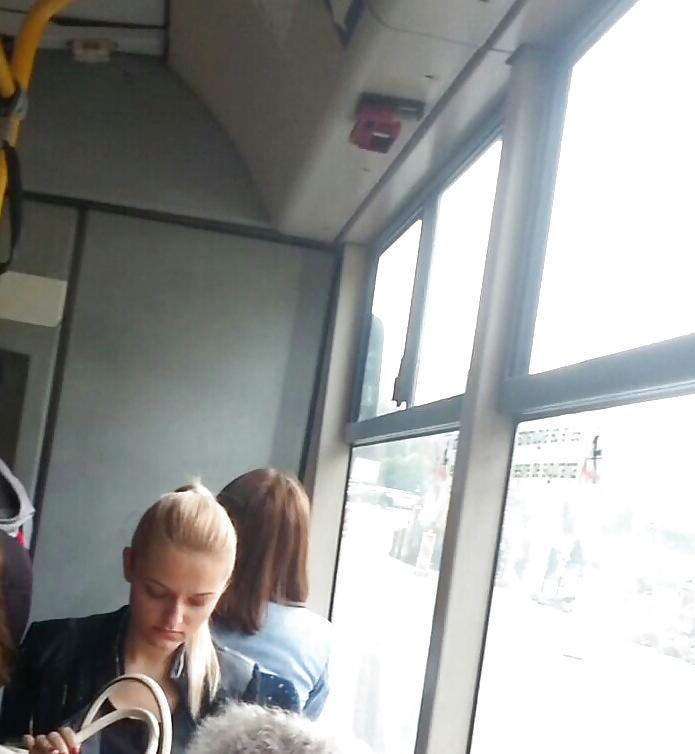 20P Spy sexy teens in bus romanian