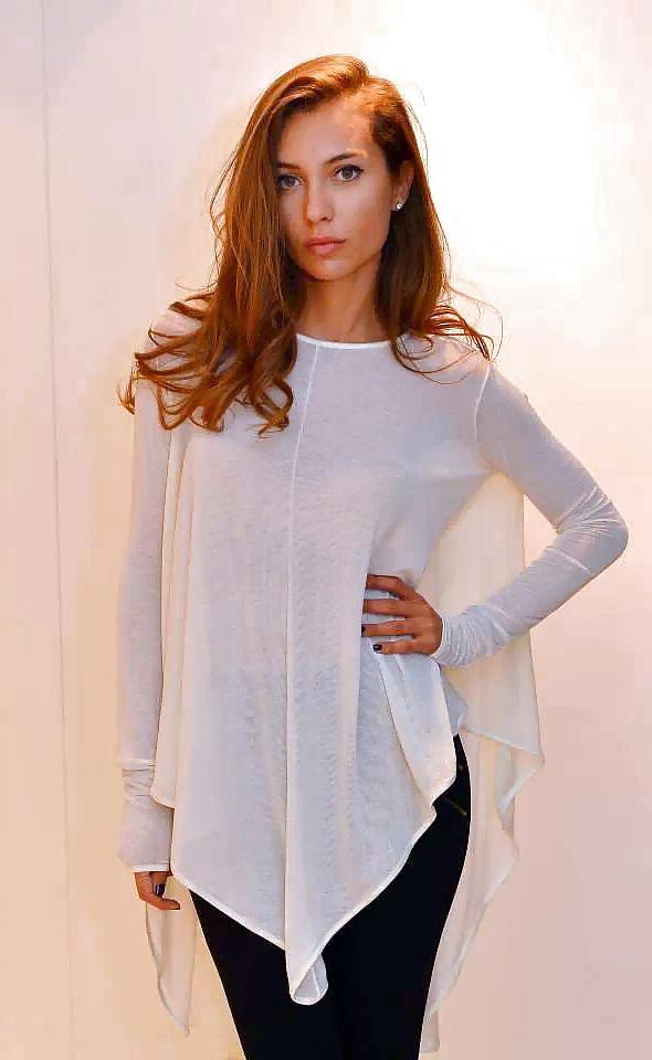 25P Nikol Stankulova - Bulgarian model and TV presenter