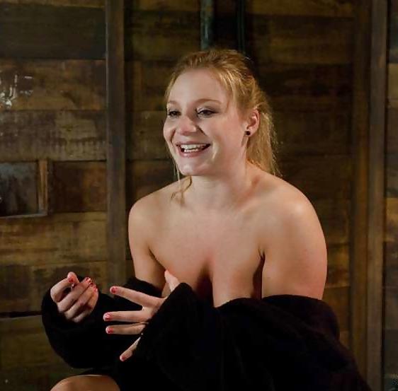 25P Aurora Snow bdsm mix