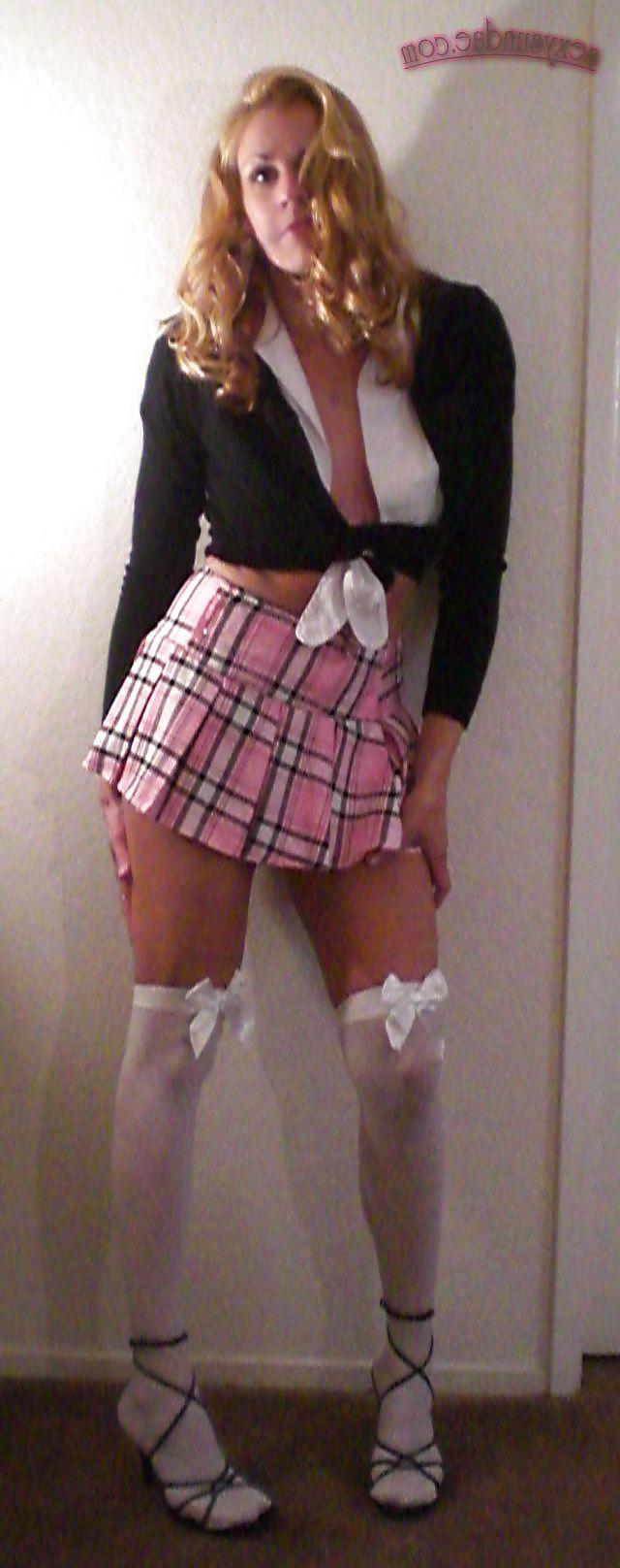 25P School Girl