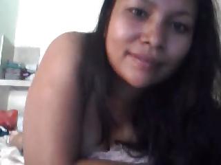25P Some indo girls on skype