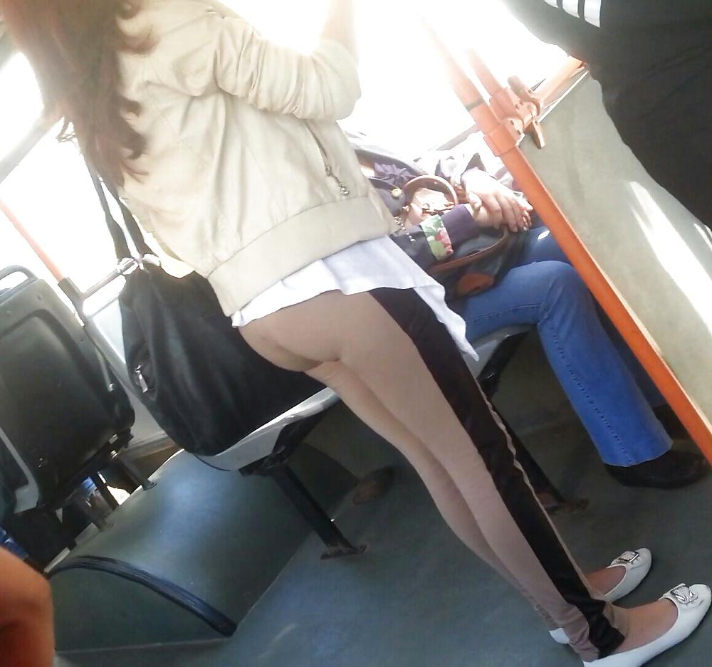 19P Spy sexy teens in bus romanian