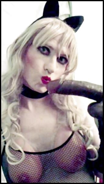 15P Trashy Bunny Gurl Dildo Slut Sandy