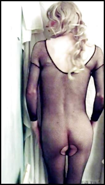 20P Sandra Slutty Fishnet Body Stocking