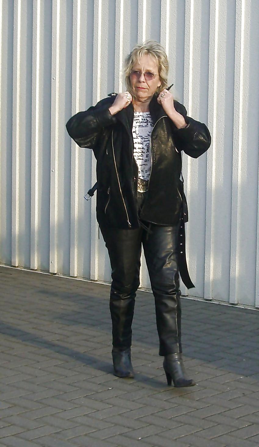 12P Latex and pvc ,leather upload from helle