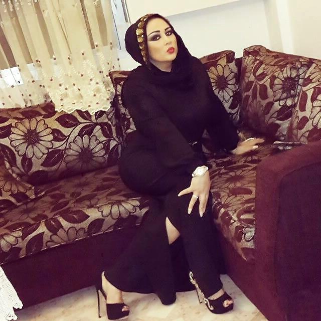 25P Feet and Femdom 3