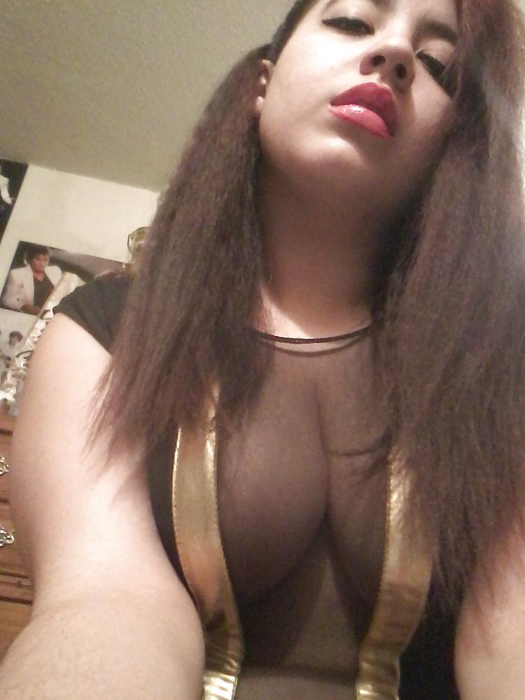 25P Latina hoes