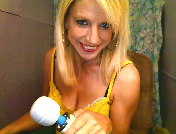 17P Hot Wife Terry Tee - (BBCWL98) 