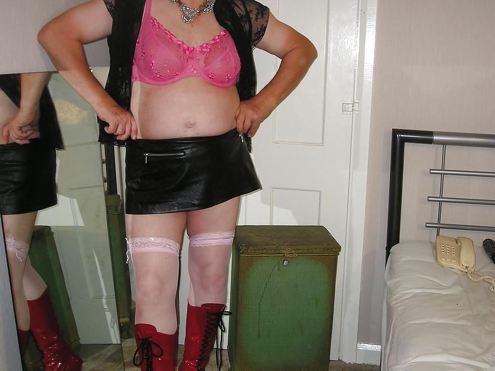 22P Nurse going out in pink hold ups and very mini mini