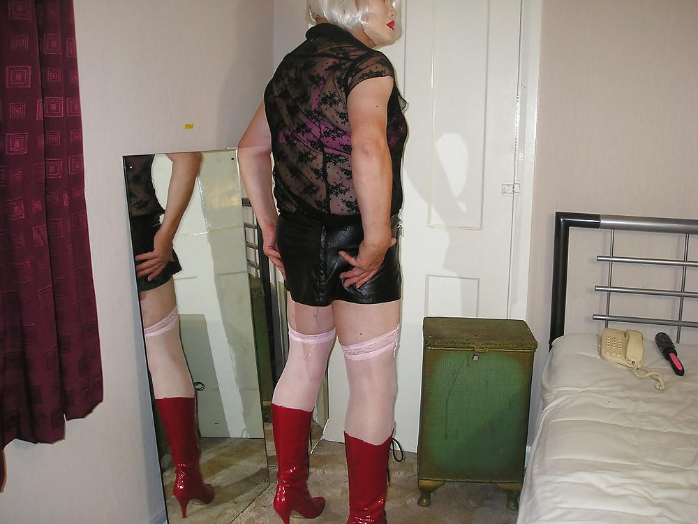 22P Nurse going out in pink hold ups and very mini mini