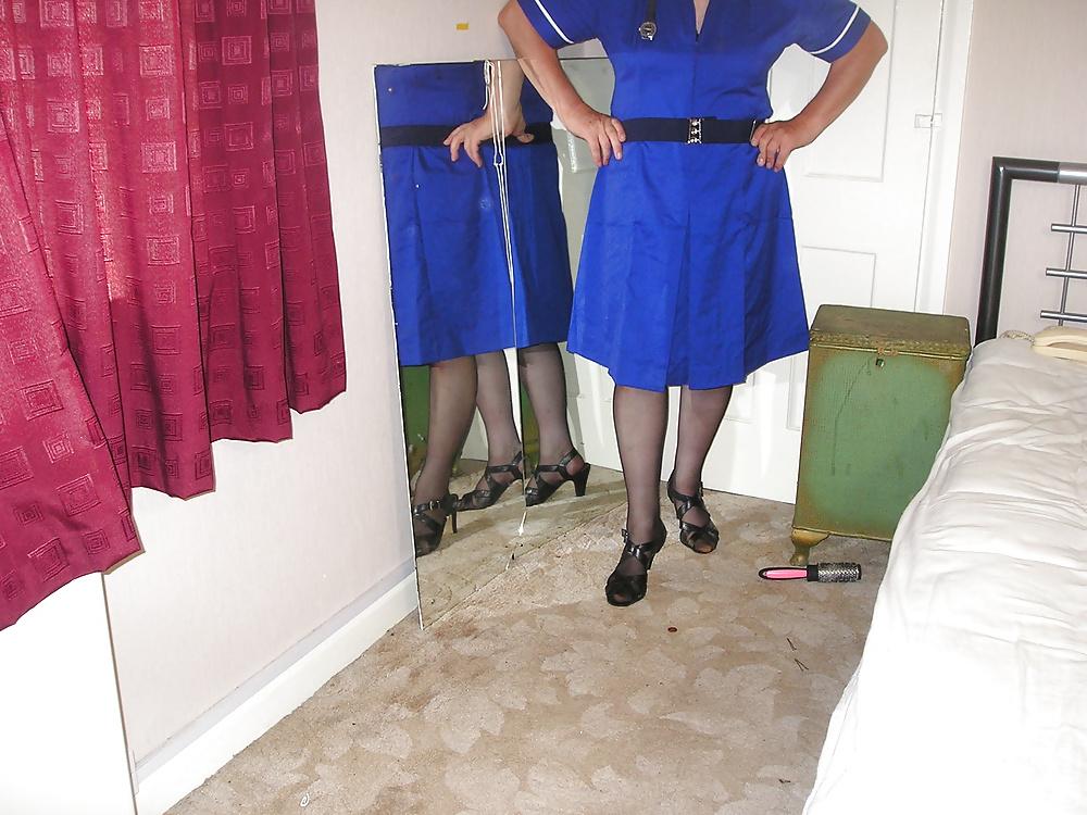 21P Nurse in Black Holdups