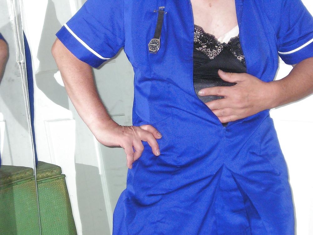 21P Nurse in Black Holdups