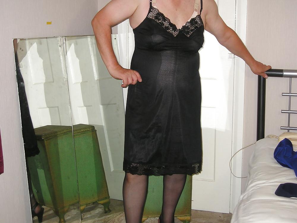 21P Nurse in Black Holdups