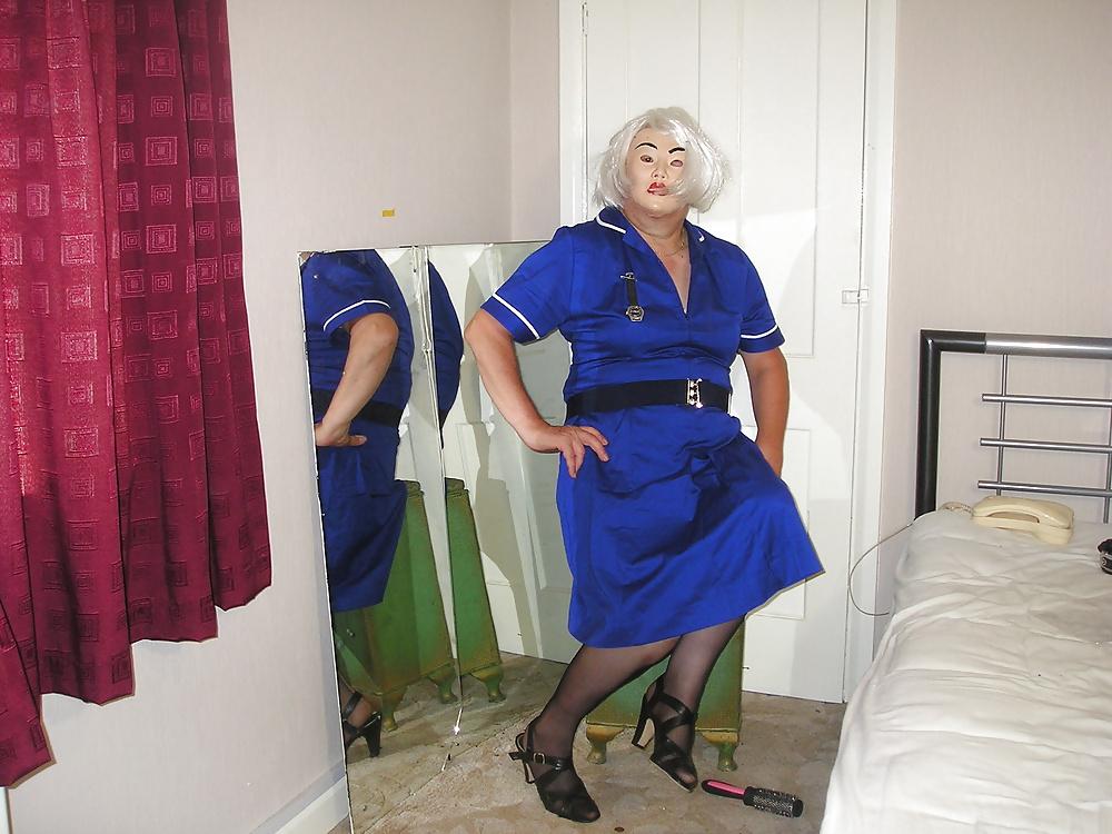 21P Nurse in Black Holdups