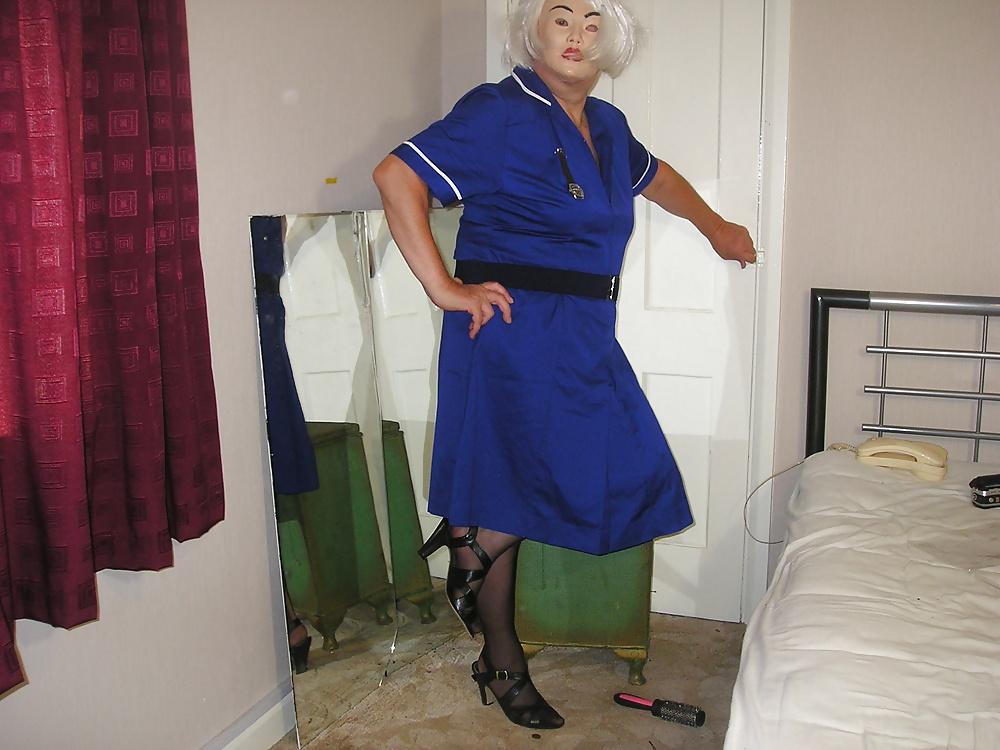 21P Nurse in Black Holdups