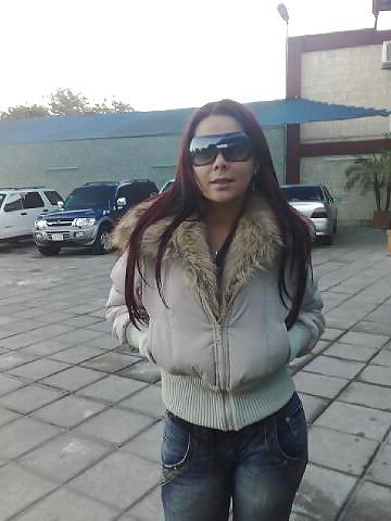 25P Sexy Latin Milf