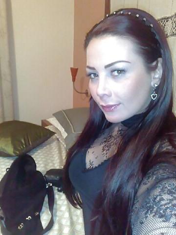 25P Sexy Latin Milf