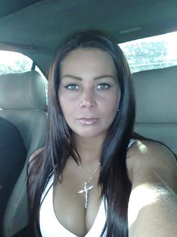 25P Sexy Latin Milf