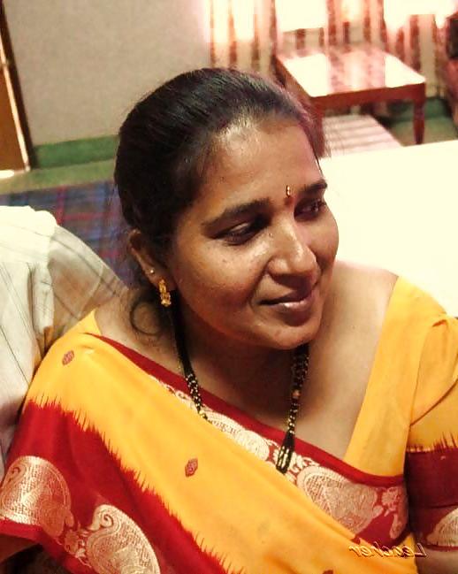 24P DESI OLD & YOUNG LESBIAN-INDIAN DESI PORN SET 4.6