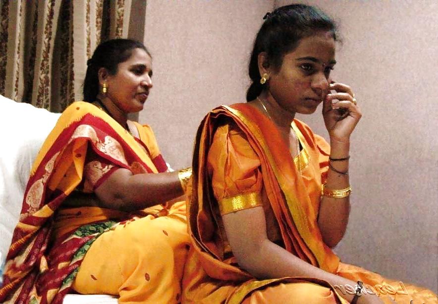 24P DESI OLD & YOUNG LESBIAN-INDIAN DESI PORN SET 4.6