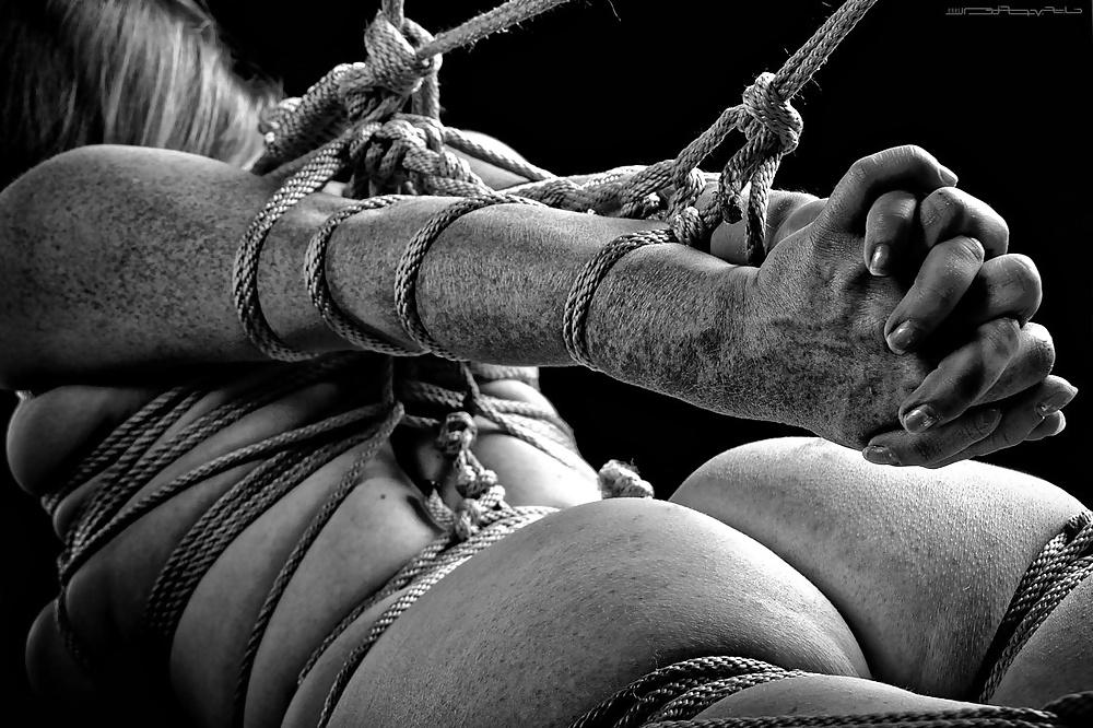 25P BDSM