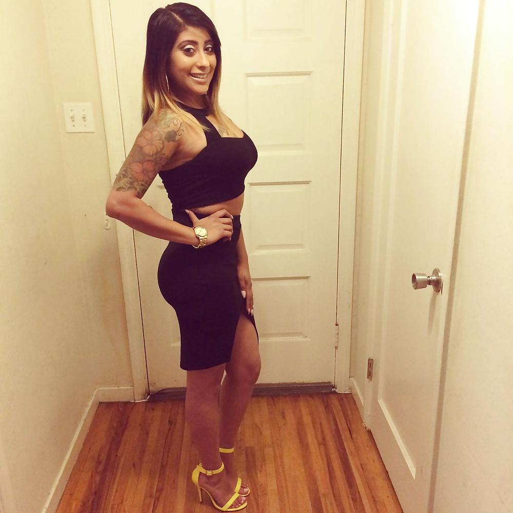 25P How Would You Fuck This Thick Busty latina